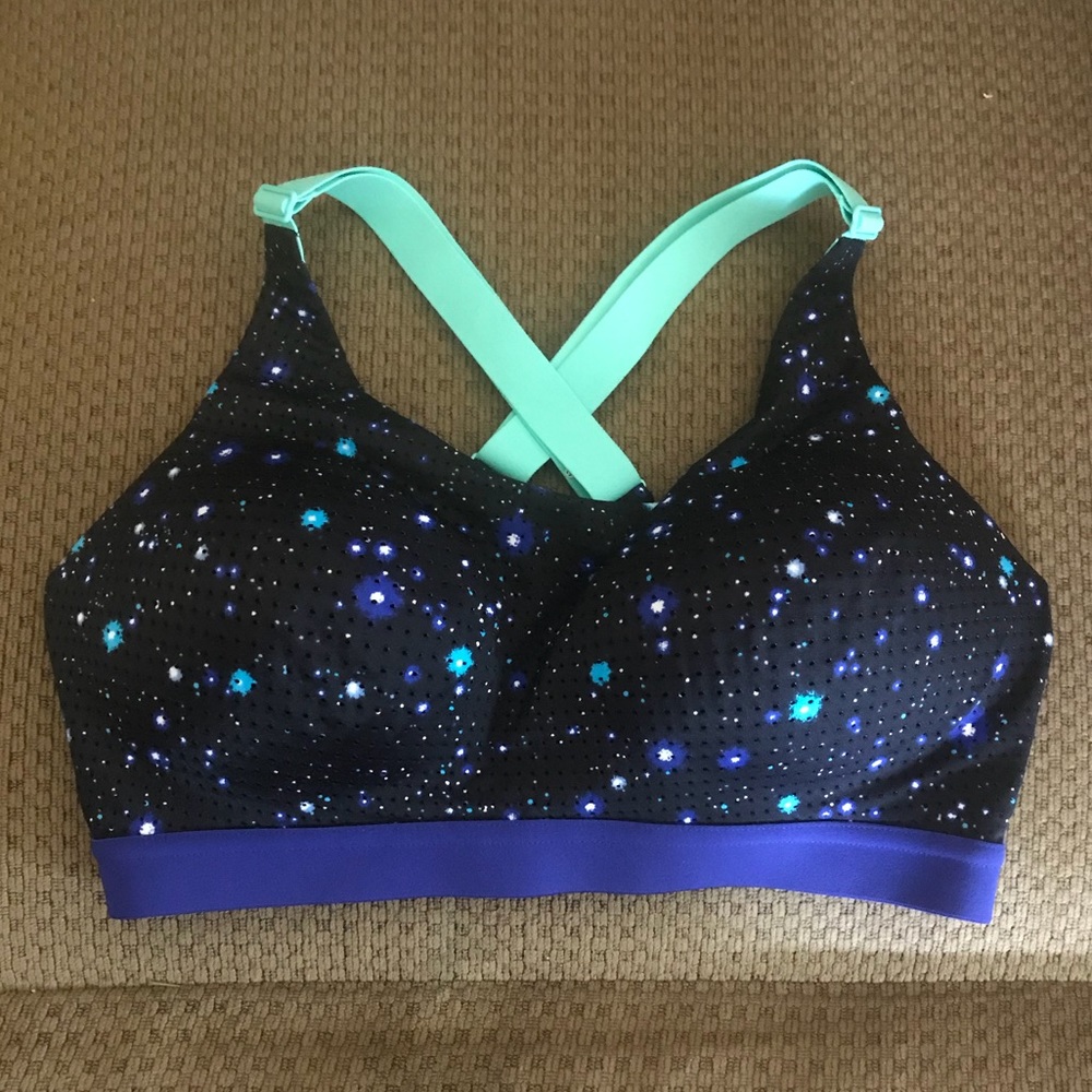 Victoria’s Secret sport high intensity sports bra